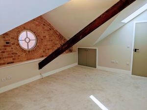 Photo 15- click for photo gallery